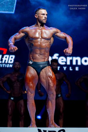 CLASSIC PHYSIQUE +178